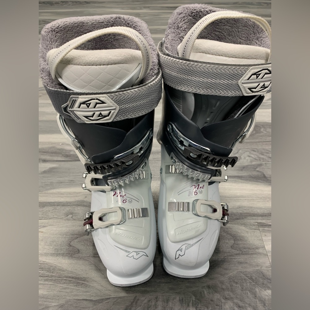 Nordica Women's Ski Boot 235 Grey/White
